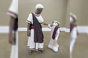 2,000-year-old comedic play to feature performances by students, robots