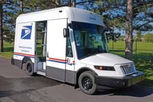 USPS’ long-awaited new mail truck makes its debut to rave reviews from carriers